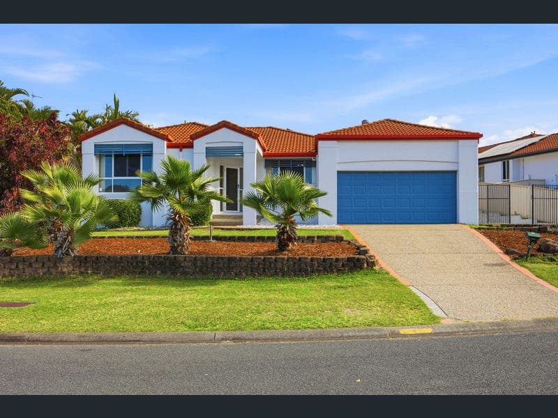 44 Ingles Circuit, Arundel — photo 1 of 5