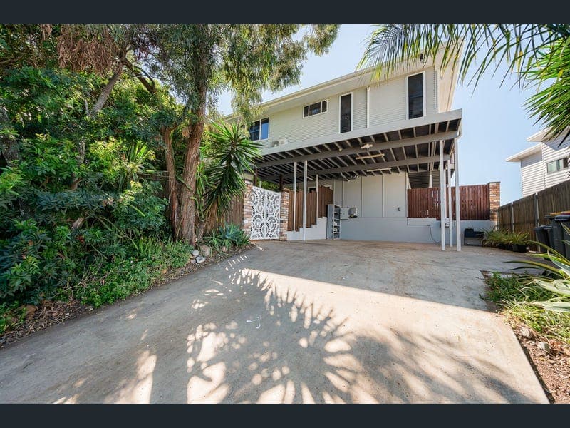 3 Zephyr Street, Tannum Sands — photo 1 of 5