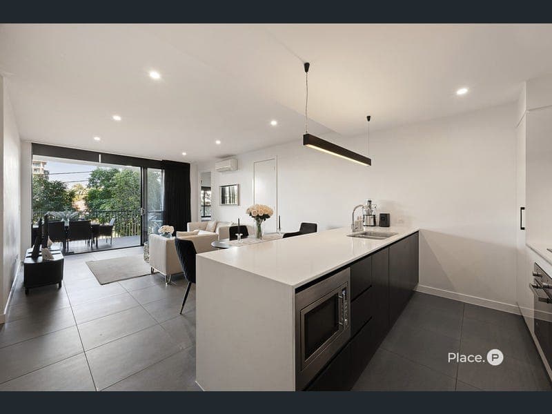 202/16-26 Archer Street, Upper Mount Gravatt — photo 1 of 5