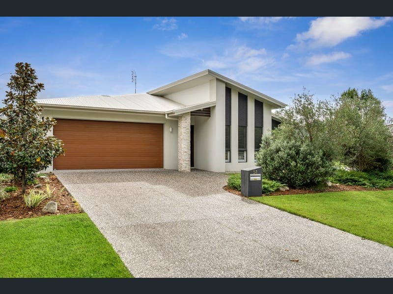 51 Bells Esplanade, Pelican Waters — photo 1 of 5