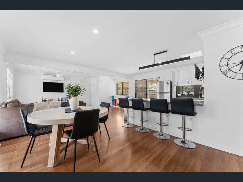 8 Katina Court, Deception Bay — photo 1 of 5