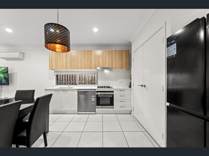 15 Redhead Street, Doolandella — photo 1 of 5