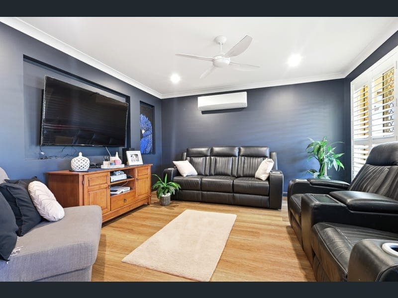 32 Beresford Circuit, Bracken Ridge — photo 1 of 5