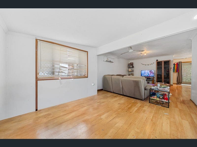 37 Saratoga Street, Beenleigh — photo 1 of 5