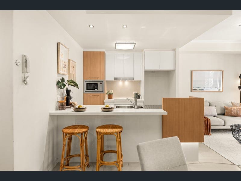 34/18 Barramul Street, Bulimba — photo 1 of 5