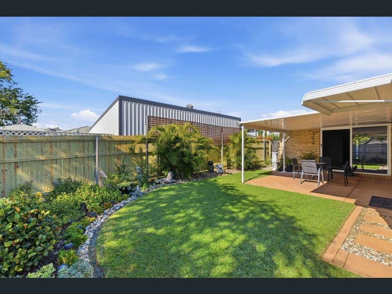 9 Daffodil Close, Zillmere — photo 1 of 5