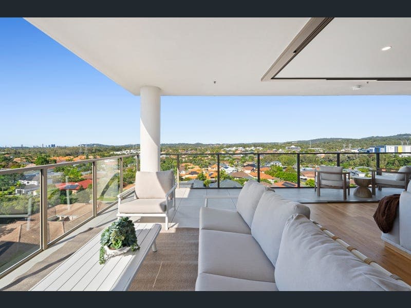 611/46 Scottsdale Drive, Robina — photo 1 of 5