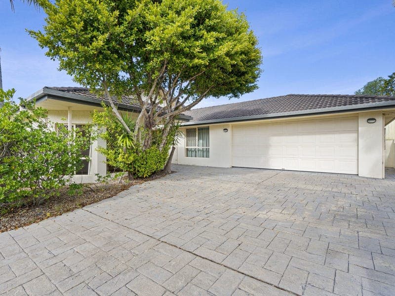 1 Pickworth Court, Parkwood — photo 1 of 5