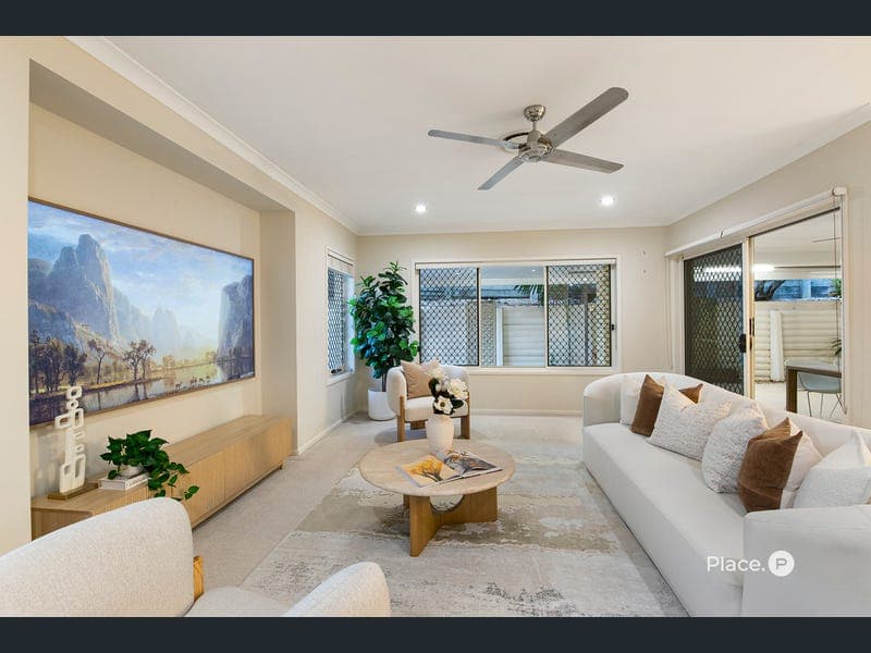 20 Joan Court, Calamvale — photo 1 of 5