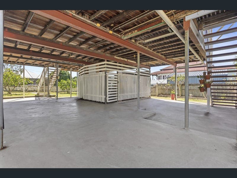 15 Tuson Street, Wandal — photo 1 of 5