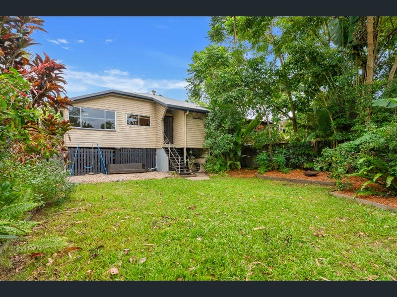 162 Martyn Street, Manunda — photo 1 of 5
