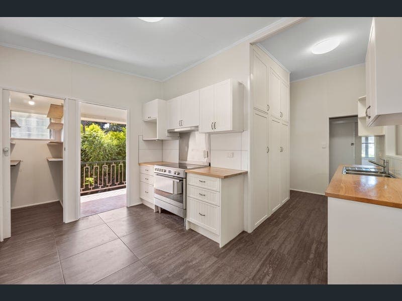 21 Sabadine Street, Aitkenvale — photo 1 of 5