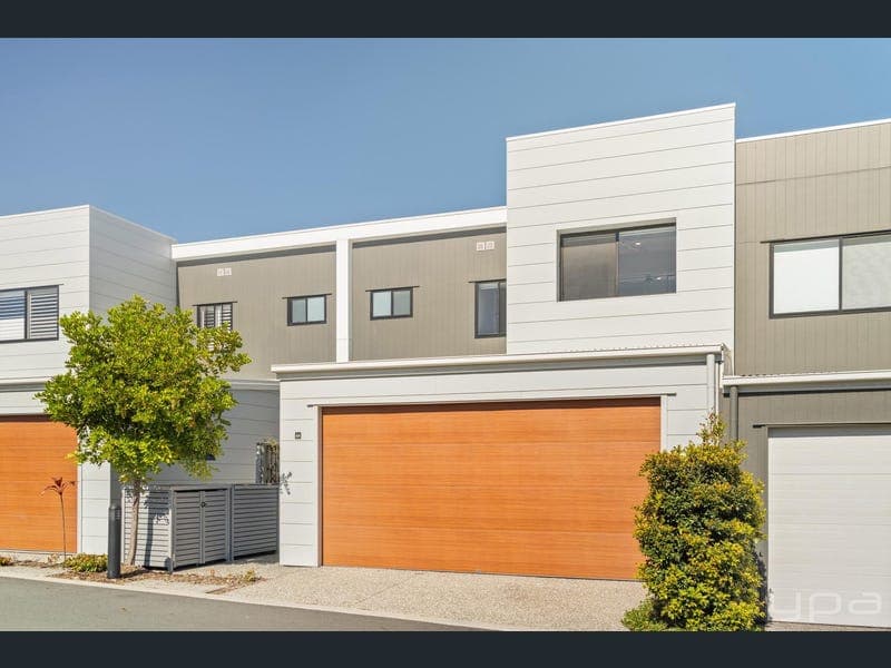 64/4 Harmony Street, Pimpama — photo 1 of 5