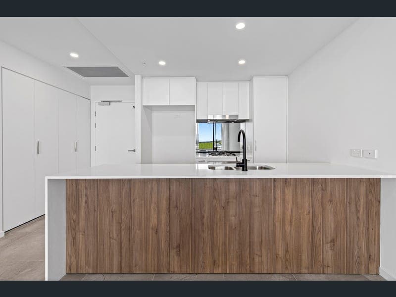 2101/1 Grant Avenue, Hope Island — photo 1 of 5