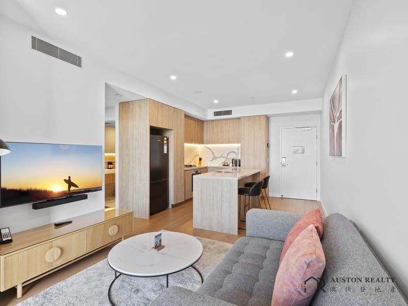 15009/5 The Darling Avenue, Broadbeach — photo 1 of 5