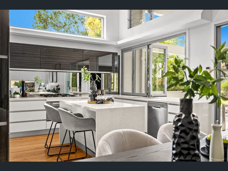 4 Stadcor Street, Wavell Heights — photo 1 of 5