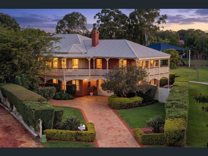 15 Kure Place, Taigum — photo 1 of 5