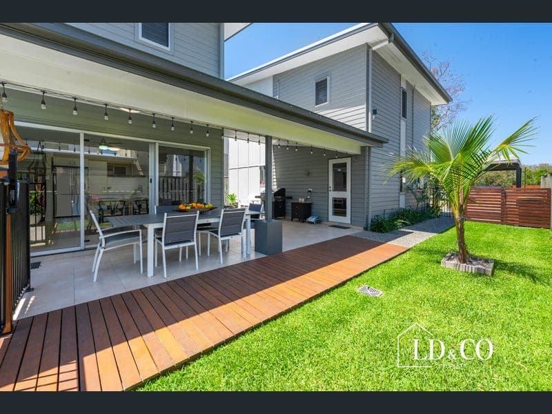 15/8 Petrie Street, East Mackay — photo 1 of 5