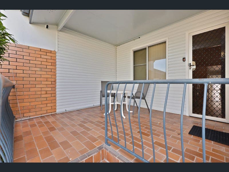 7 Steen Street, South Mackay — photo 1 of 5