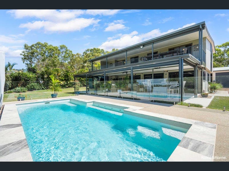 58 Shore Road, Booral — photo 1 of 5