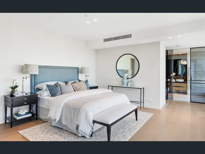 31201/36 Old Burleigh Road, Surfers Paradise — photo 1 of 5