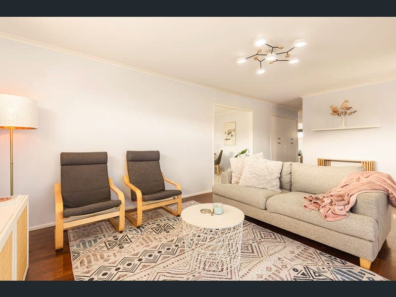 2 Malmrose Street, Wishart — photo 1 of 5