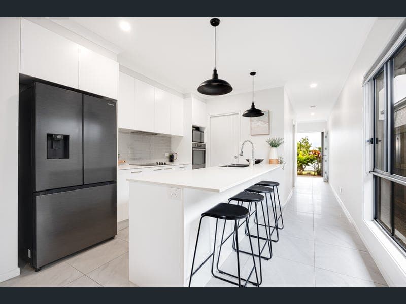 5 Jeanine Crescent, Nirimba — photo 1 of 5