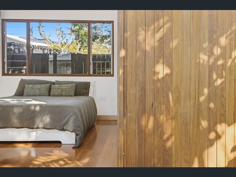 191 Long Street, Point Vernon — photo 1 of 5
