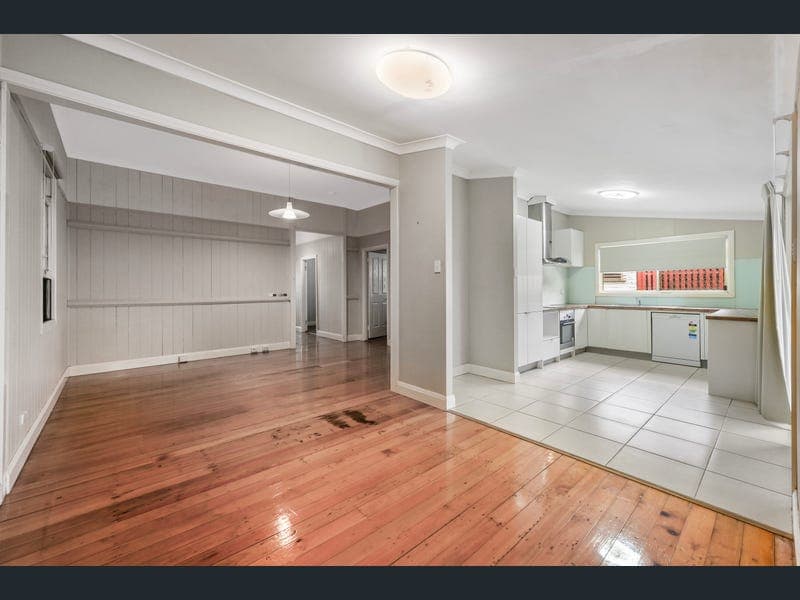 88 Taylor St, Newtown — photo 1 of 5