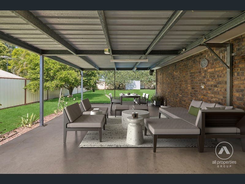 8 Distin Court, Hillcrest — photo 1 of 5