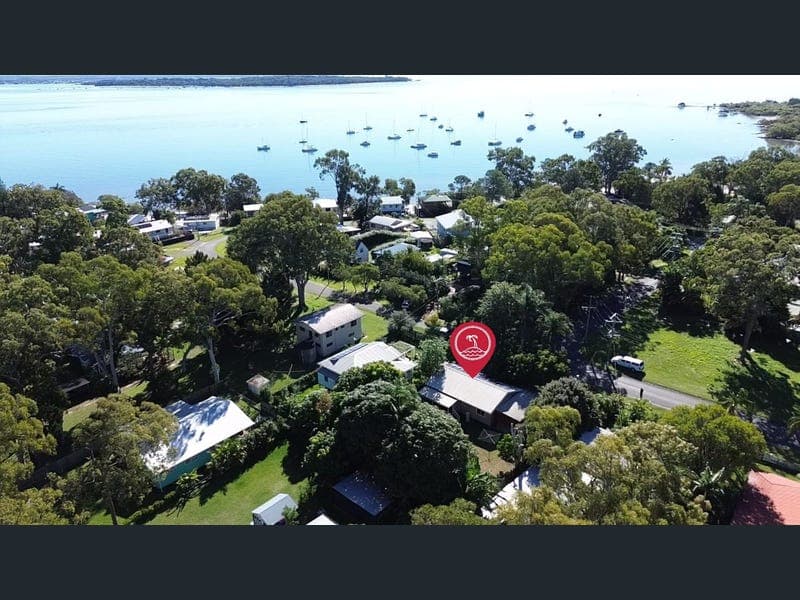 18 Dalpura Street, Macleay Island — photo 1 of 4