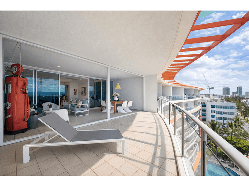 916/430 Marine Parade, Biggera Waters — photo 1 of 5