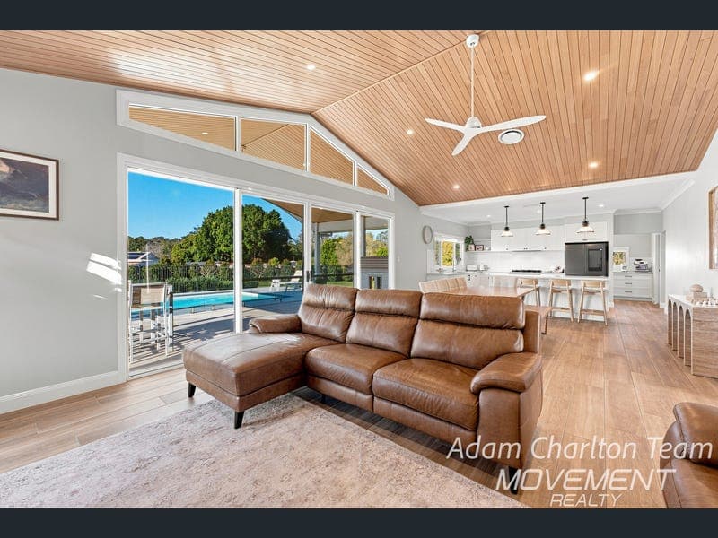 43 Arenga Court, Caboolture — photo 1 of 5