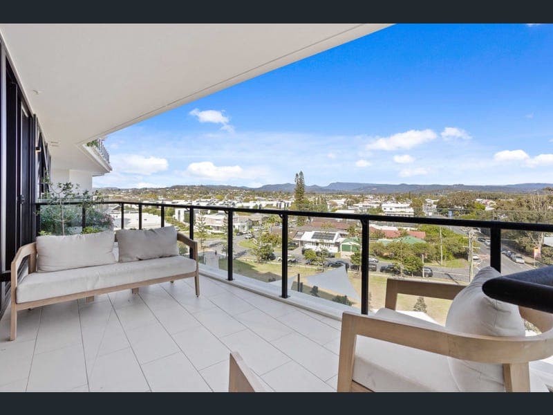 2509/1328 Gold Coast Highway, Palm Beach — photo 1 of 5