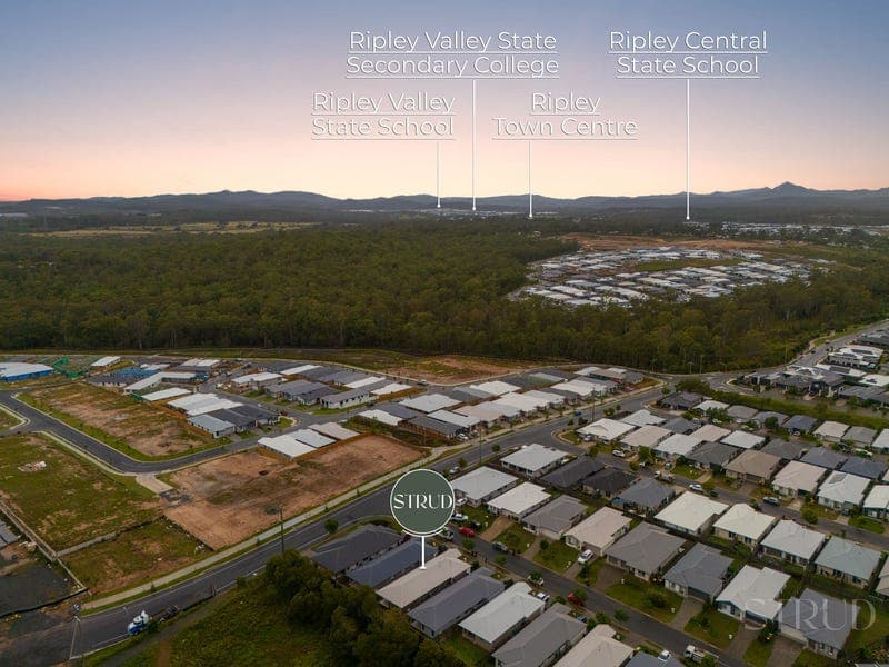 5 Dominique Way, Flinders View — photo 1 of 5