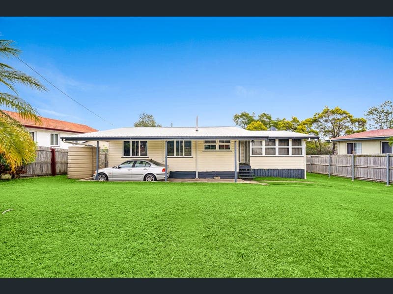 17 Pelican Street, Inala — photo 1 of 5