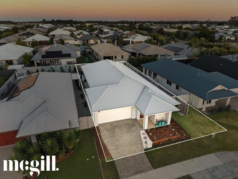 21 Palm Close, Burpengary East — photo 1 of 5