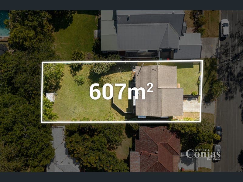40 Saint John's Avenue, Ashgrove — photo 1 of 5