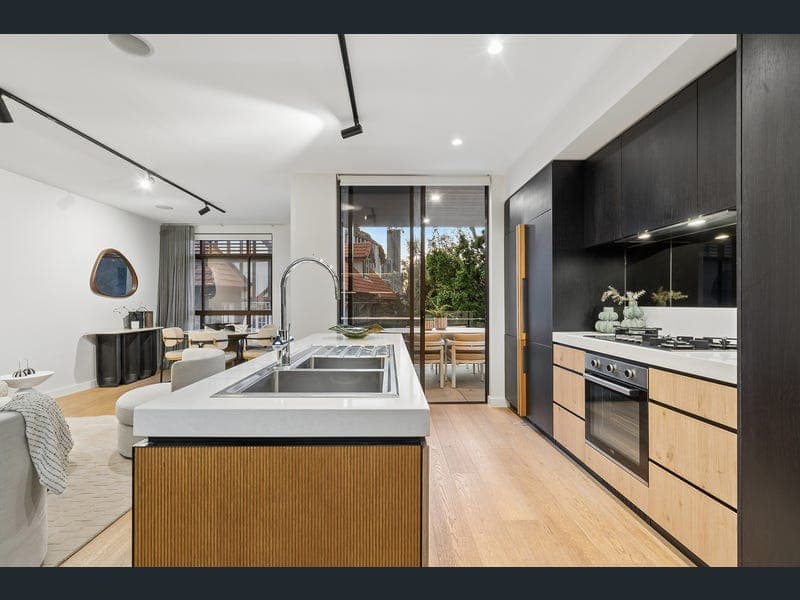 8/40 Maxwell Street, New Farm — photo 1 of 5
