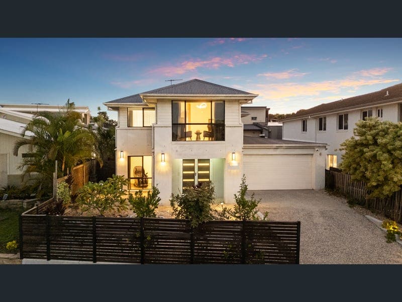27 Collett Street, Eight Mile Plains — photo 1 of 5