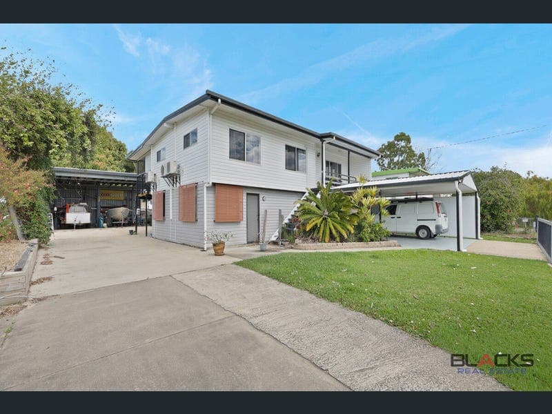 11 Klingner Street, South Mackay — photo 1 of 5