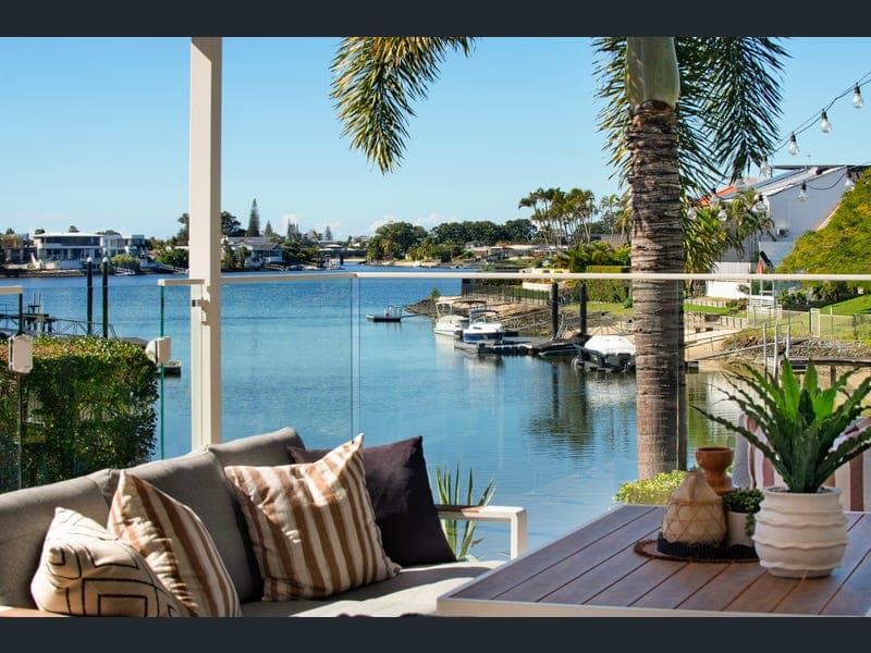 368 Rio Vista Boulevard, Mermaid Waters — photo 1 of 5