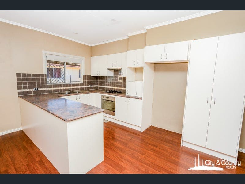 18 Jane Street, Mount Isa — photo 1 of 5