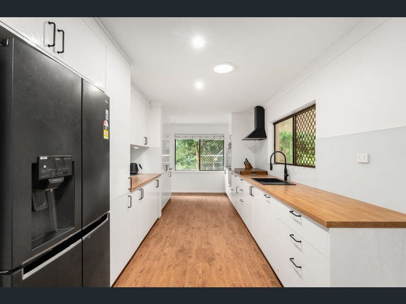 38 William Street, Waterford West — photo 1 of 5