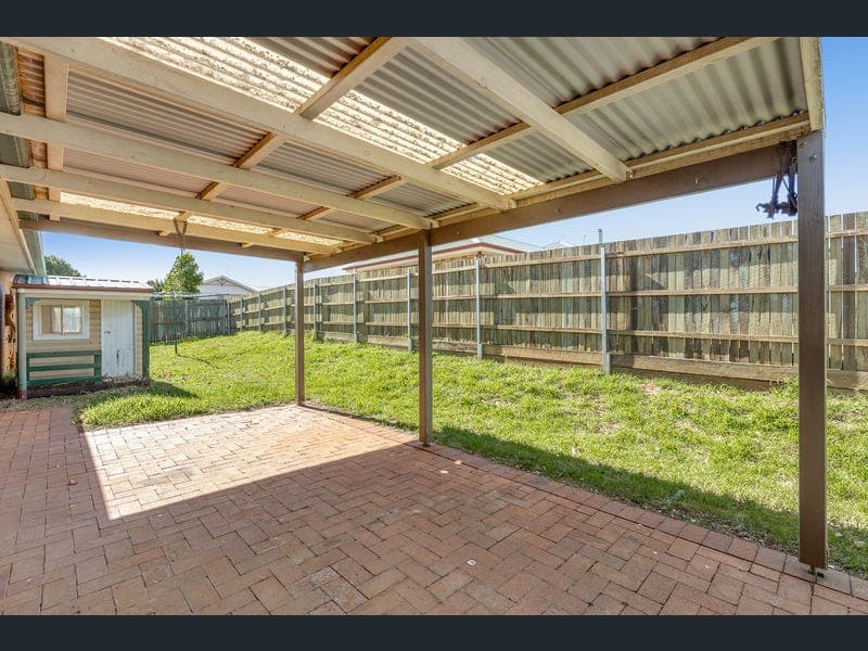16 Todwana Court, Glenvale — photo 1 of 5