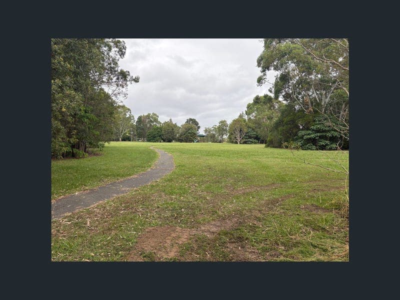 73 Adelong Court, Morayfield — photo 1 of 5