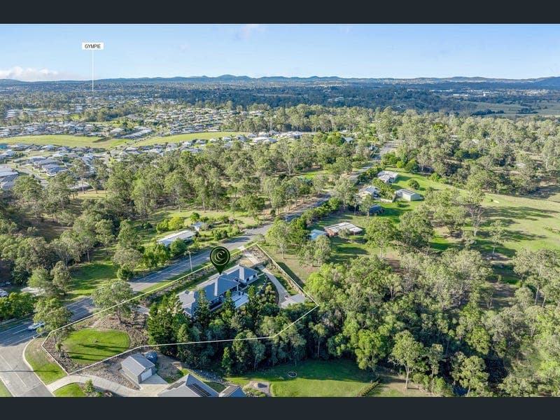 138 Mcintosh Creek Road, Jones Hill — photo 1 of 5