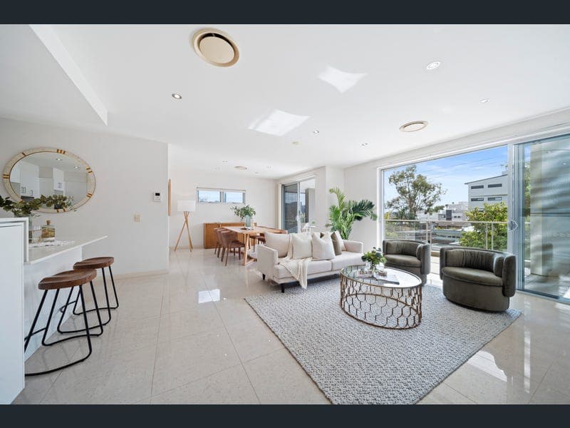 9/133 Dornoch Terrace, Highgate Hill — photo 1 of 5