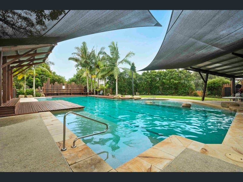 4 Kooyan Close, Currumbin Valley — photo 1 of 5