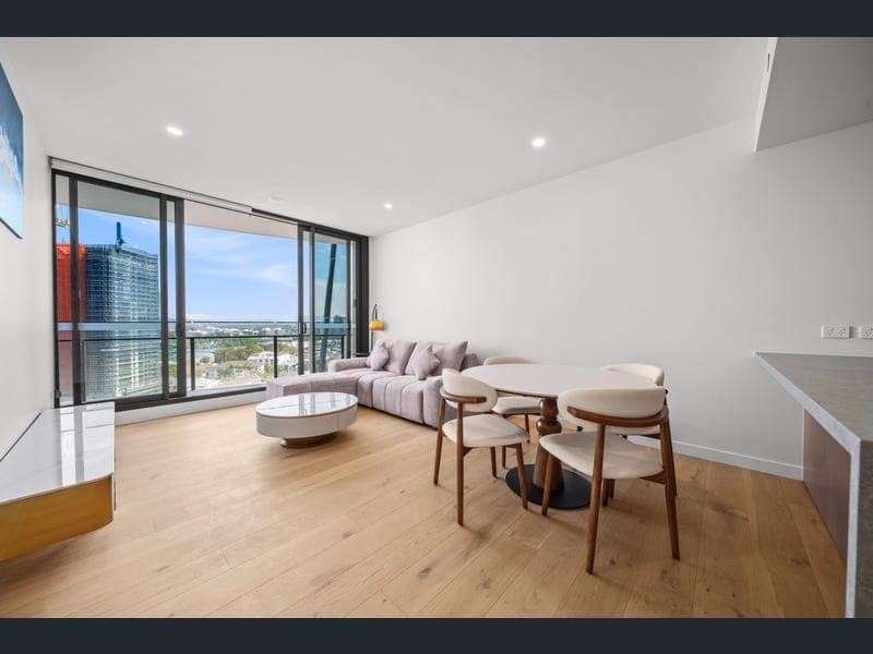 1207/36-42 Stanhill Drive, Chevron Island — photo 1 of 5